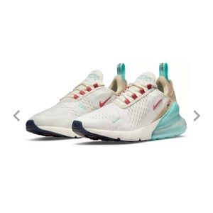 Nike Women's Air Max 270 Shoes